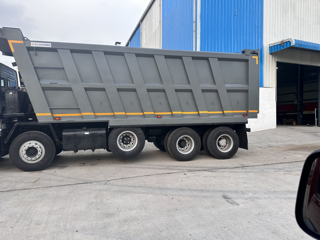GoldLine Tipper side profile